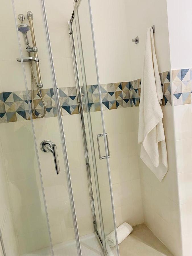 Chalaroste Apartamento *